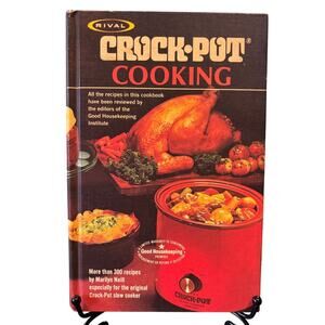 Vintage 1975 Crock Pot Cooking Cookbook by Rival/Marilyn Neill, HC